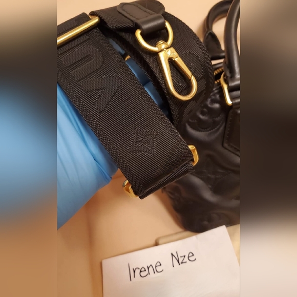 Louis Vuitton Alma BB Quilted calfskin embroidered Motif in great condition - Picture 8 of 16